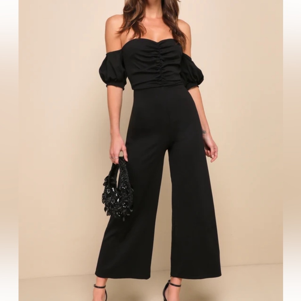 Lulus black Jumpsuit Size Medium
